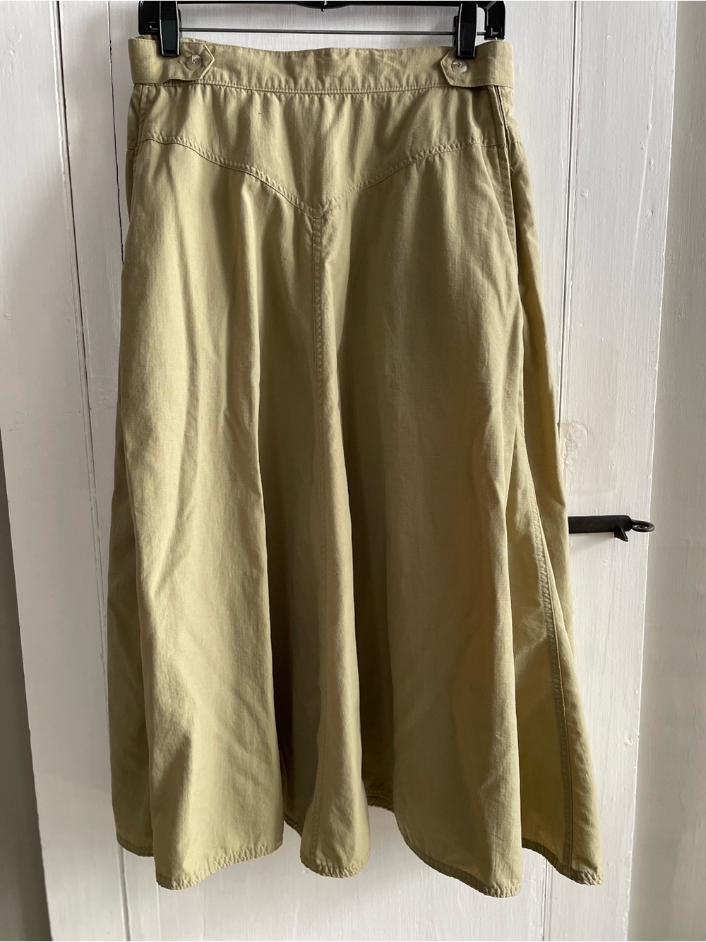 TravelSmith 100% Nylon Beige Pull On Travel Midi Skirt Made In USA Size Small